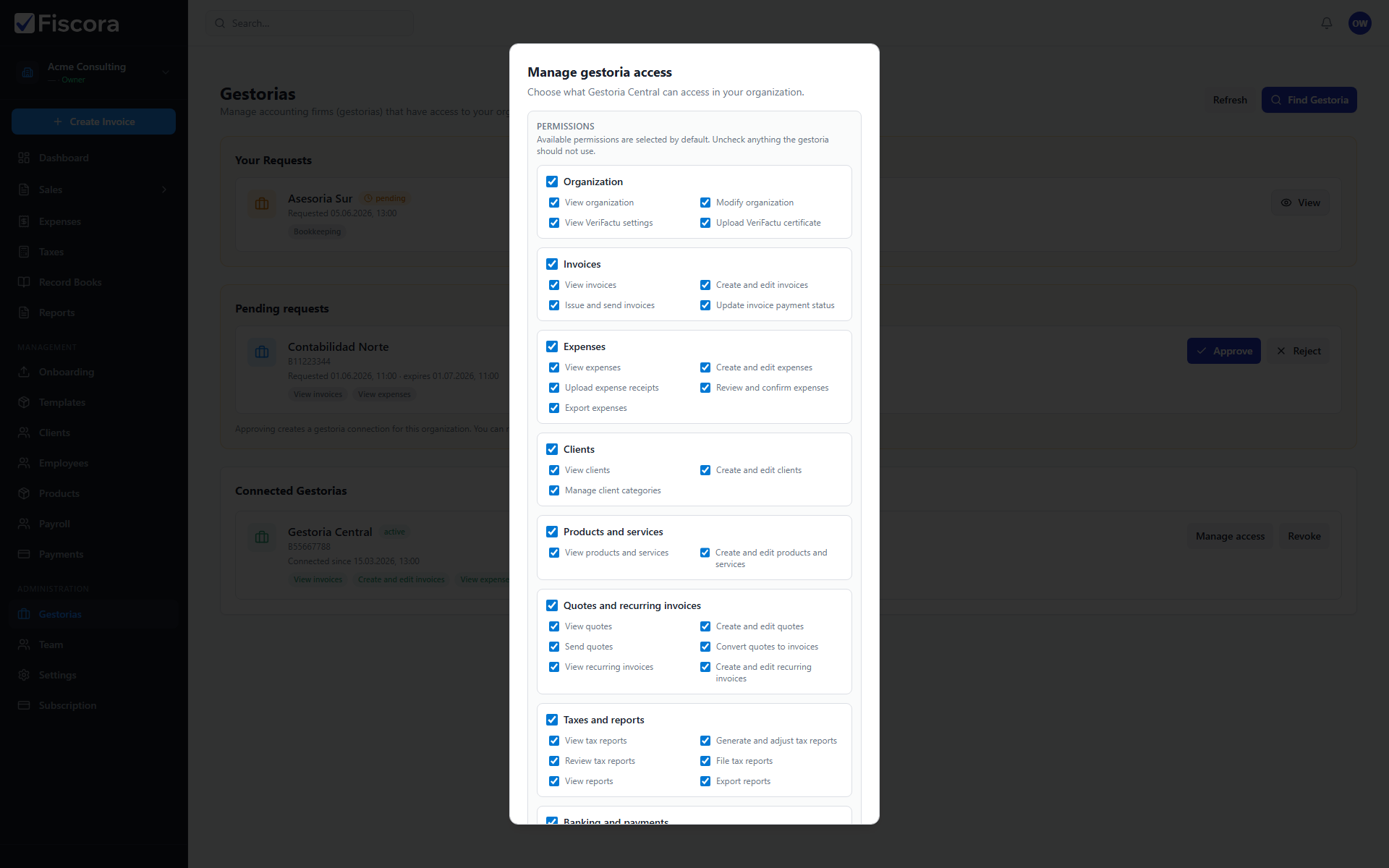 Gestoria permissions modal showing module groups such as invoices and expenses.